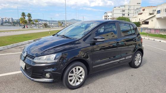 VOLKSWAGEN FOX 1.6 MSI TOTAL FLEX CONNECT 4P MANUAL VOLKSWAGEN FOX 1.6 MSI TOTAL FLEX CONNECT 4P MANUAL